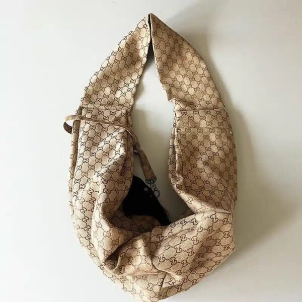 NO DOG CARRIER - Image 8