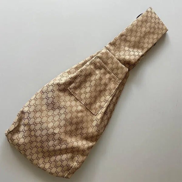 NO DOG CARRIER - Image 10