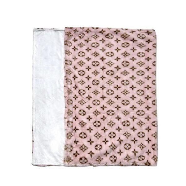 Soft blanket with brown print - Image 6