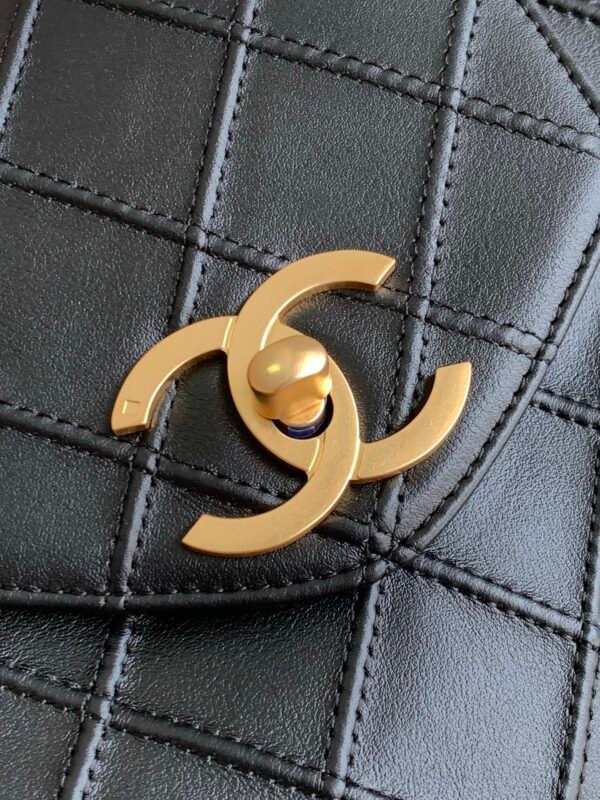 Luxury Designer Fashion Premium Shoulder Bag - Image 4
