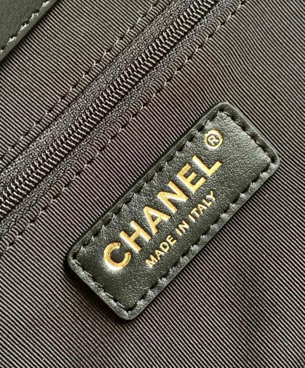Luxury Designer Fashion Premium Shoulder Bag - Image 10