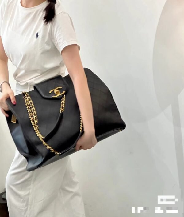 Luxury Designer Fashion Premium Shoulder Bag - Image 12