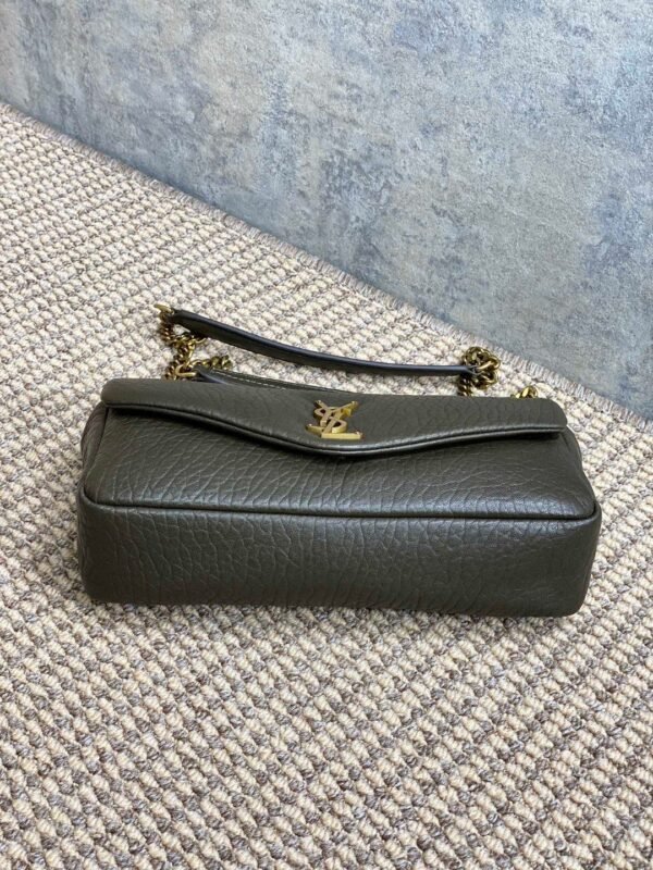 Luxury Designer Sheepskin Vintage Shoulder Crossbody Bag - Image 13