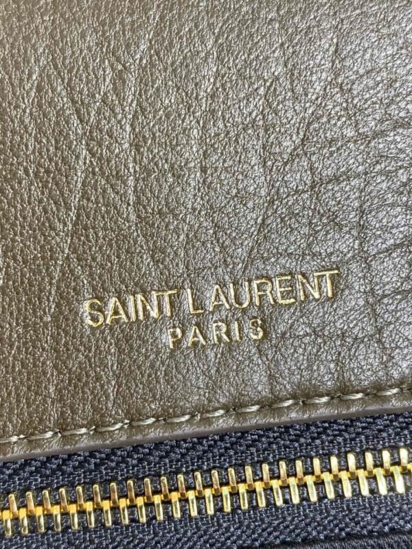 Luxury Designer Sheepskin Vintage Shoulder Crossbody Bag - Image 18