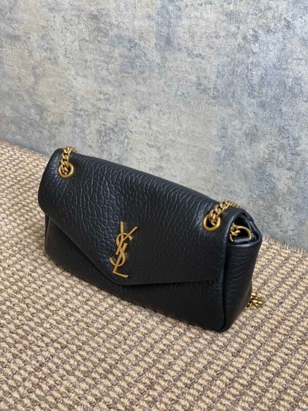 Luxury Designer Sheepskin Vintage Shoulder Crossbody Bag - Image 23