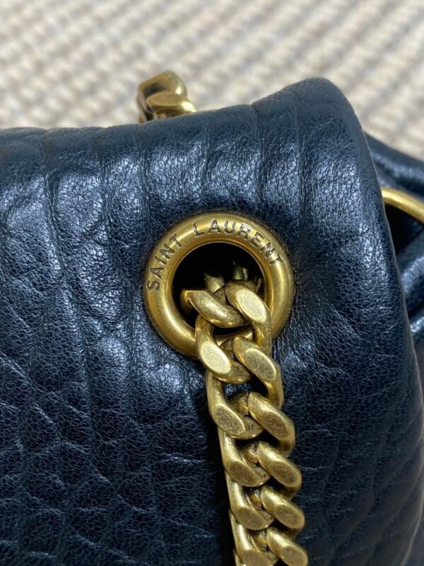 Luxury Designer Sheepskin Vintage Shoulder Crossbody Bag - Image 25
