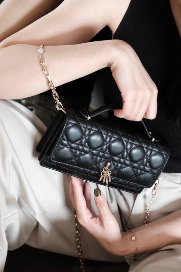 Black luxury high-end women's handbag - Image 6