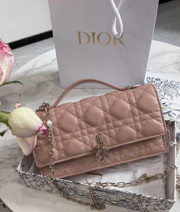 Pink luxury high-end women's handbag - Image 12