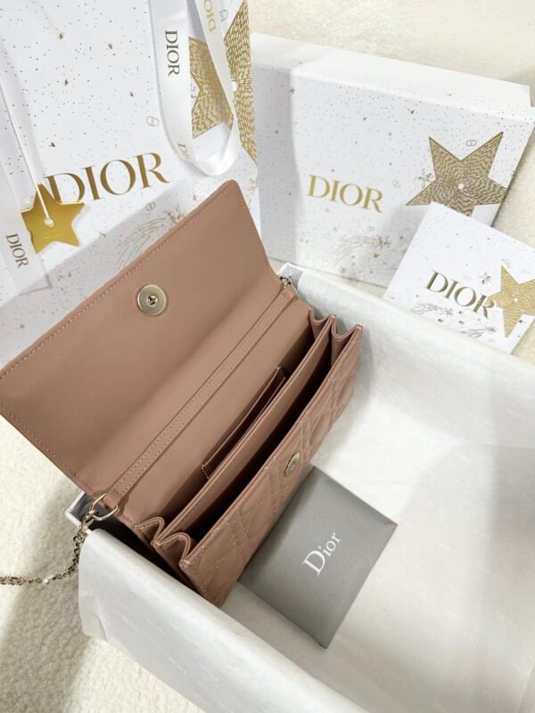 Pink luxury high-end women's handbag - Image 10