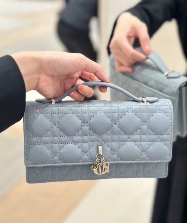 Blue luxury high-end women's handbag - Image 17