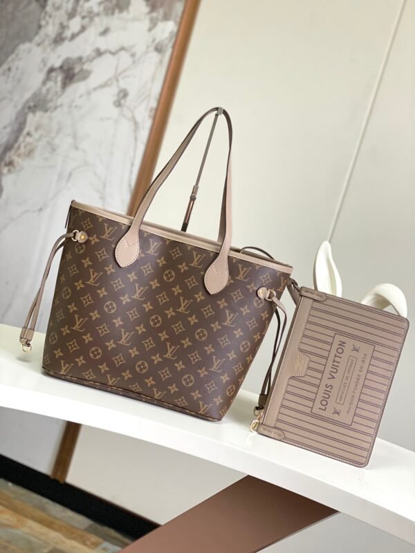 Gorgeous and Stylish Reversible Women's Handbag