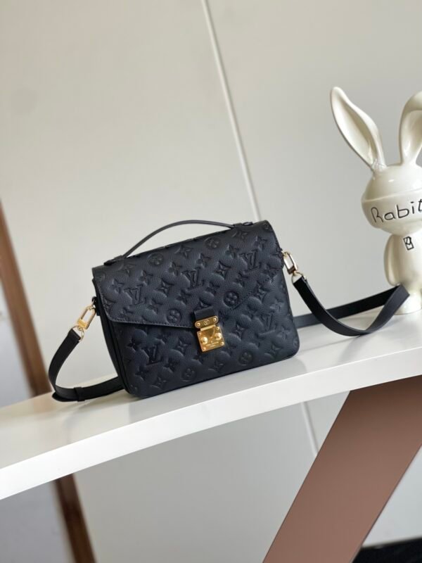 Premium Luxury Designer Classic Style Messenger Bag - Image 3