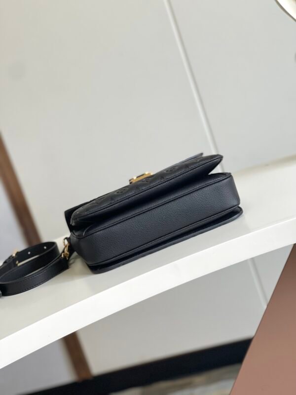 Premium Luxury Designer Classic Style Messenger Bag - Image 6
