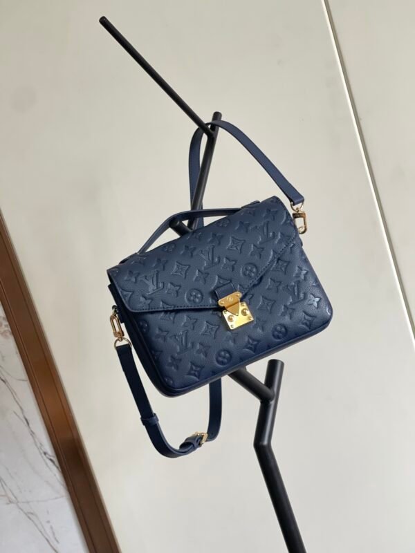 Premium Luxury Designer Classic Style Messenger Bag - Image 22