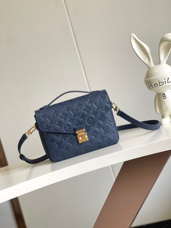 Premium Luxury Designer Classic Style Messenger Bag - Image 23