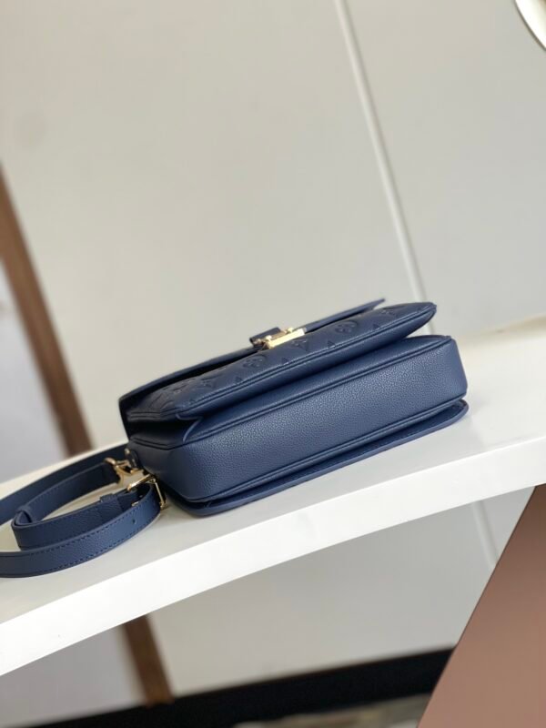 Premium Luxury Designer Classic Style Messenger Bag - Image 26