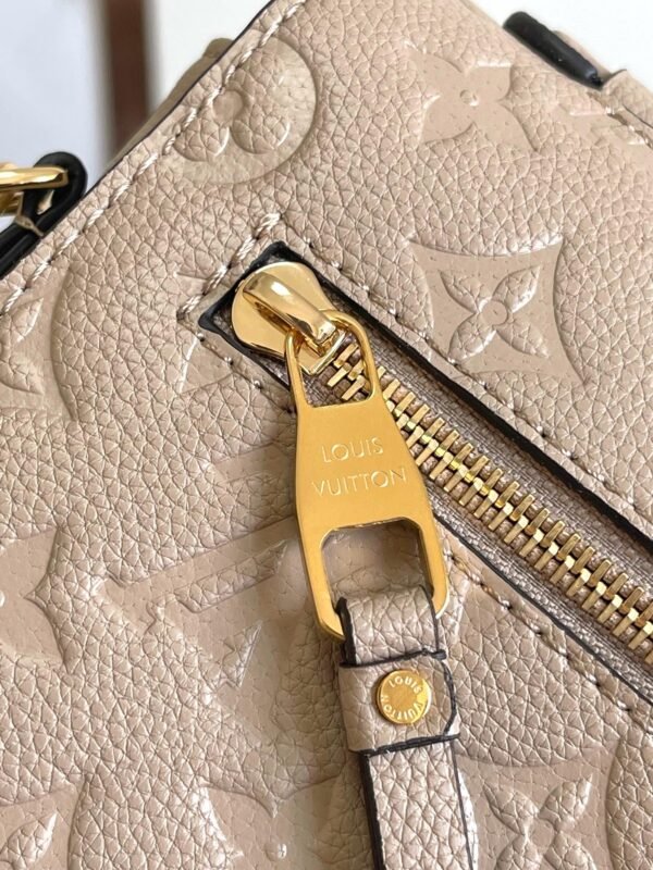 Premium Luxury Designer Classic Style Messenger Bag - Image 39
