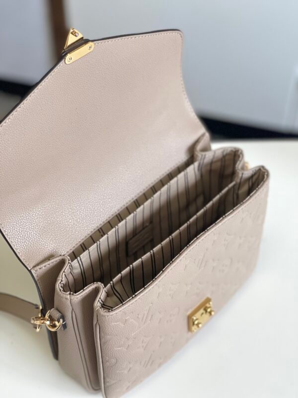 Premium Luxury Designer Classic Style Messenger Bag - Image 40