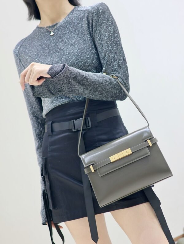 Luxury high end designer classic women's crossbody bag - Image 17