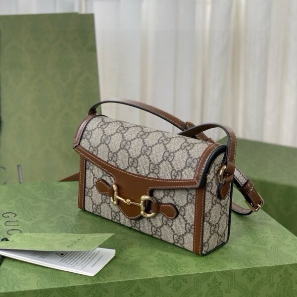 Vintage Fashion Designer Classic Women's Crossbody Bag - Image 3
