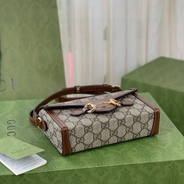 Vintage Fashion Designer Classic Women's Crossbody Bag - Image 5