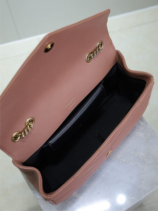 Luxury Fashion Designer Sheepskin Women's Crossbody Bag - Image 47