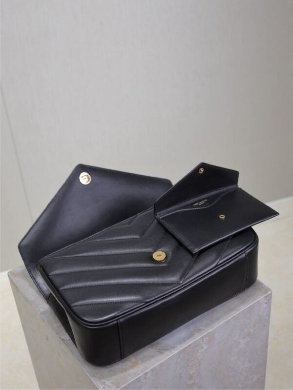 Gorgeous stylish designer classic black women's bag - Image 37