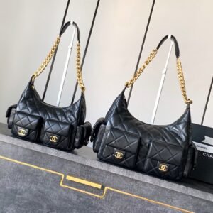 Fashionable and gorgeous black women's shoulder bag