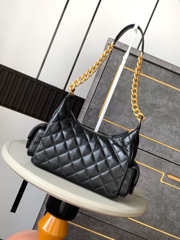 Fashionable and gorgeous black women's shoulder bag - Image 12