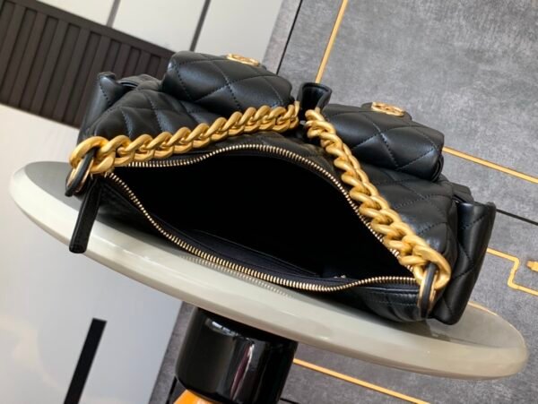 Fashionable and gorgeous black women's shoulder bag - Image 18