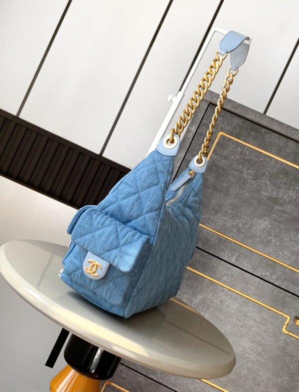 Luxury fashion designer light blue shoulder bag - Image 4