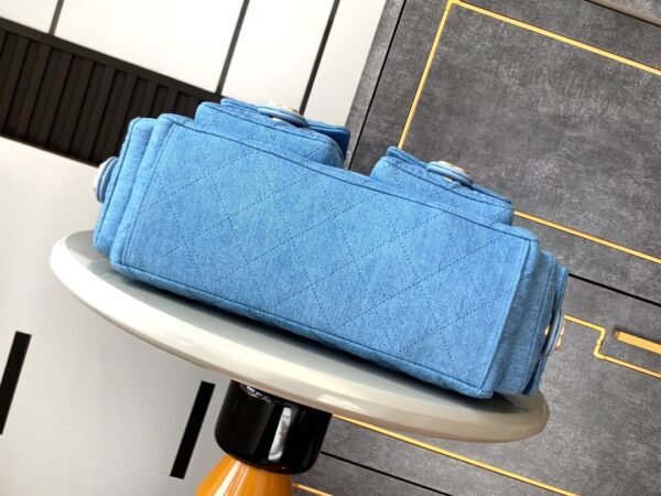 Luxury fashion designer light blue shoulder bag - Image 5