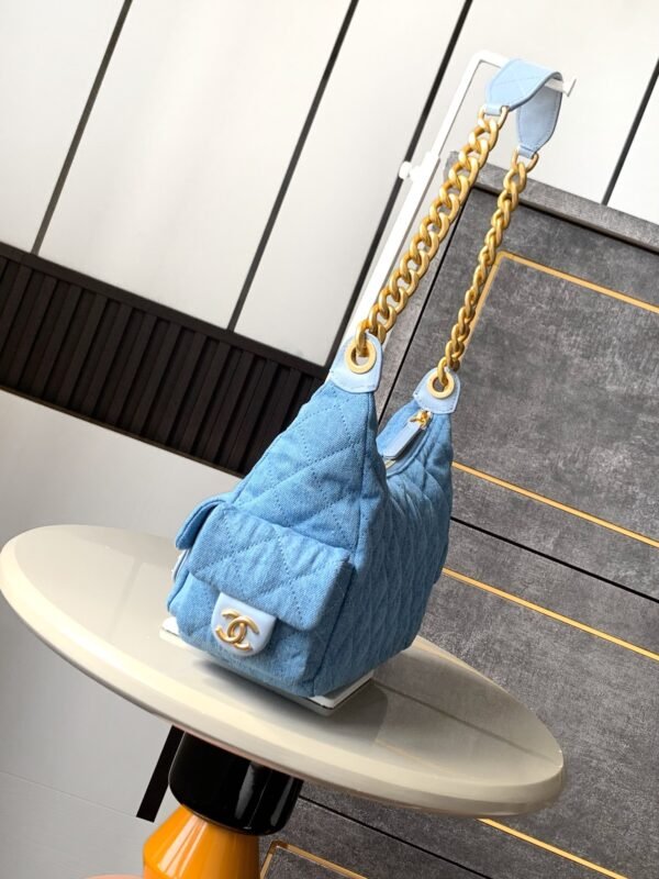 Luxury fashion designer light blue shoulder bag - Image 12
