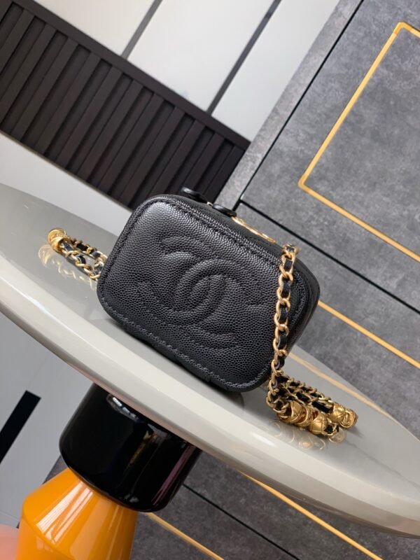 Classic style black women's small bag - Image 9