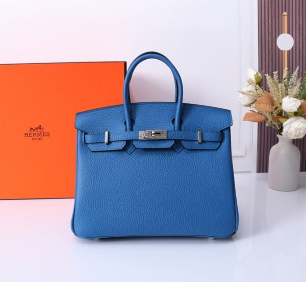 Top Fashion Luxury Designer Classic Handbags - Image 20