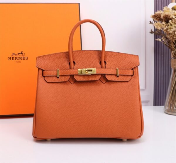 Top Fashion Luxury Designer Classic Handbags - Image 36