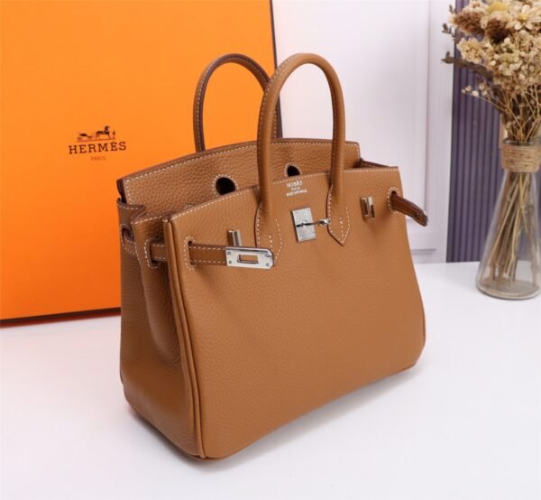 Top Fashion Luxury Designer Classic Handbags - Image 91