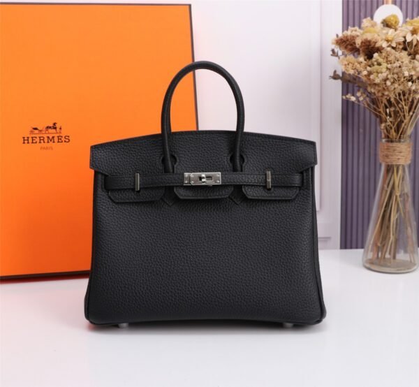 Top Fashion Luxury Designer Classic Handbags - Image 97