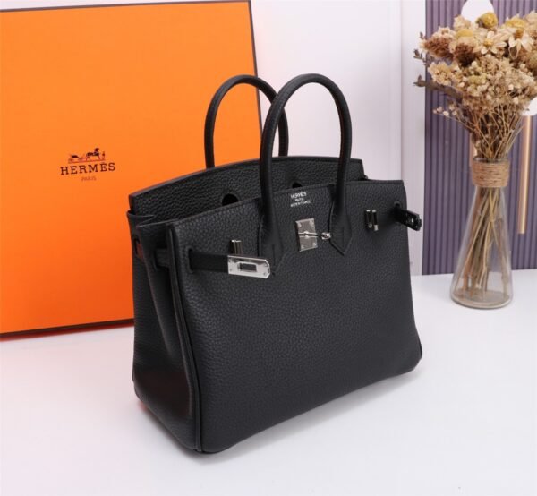 Top Fashion Luxury Designer Classic Handbags - Image 101