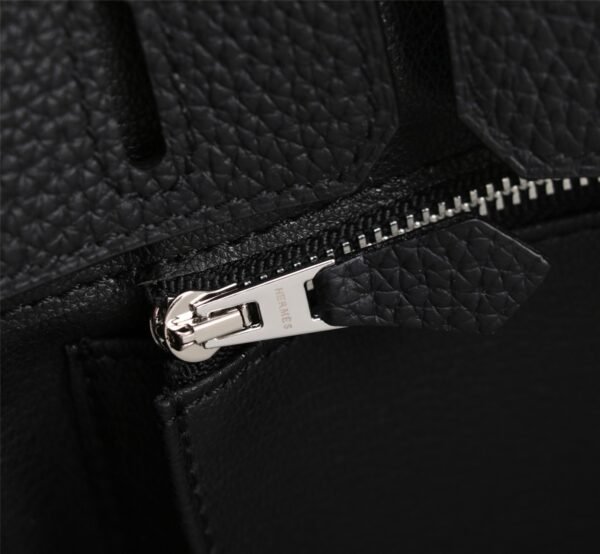 Top Fashion Luxury Designer Classic Handbags - Image 103