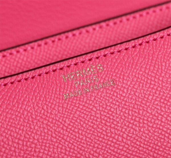 Gorgeous and stylish designer classic style shoulder bag - Image 45