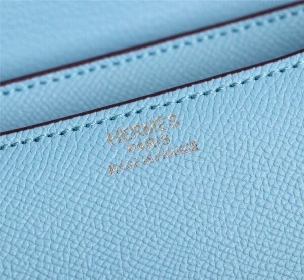 Gorgeous and stylish designer classic style shoulder bag - Image 71