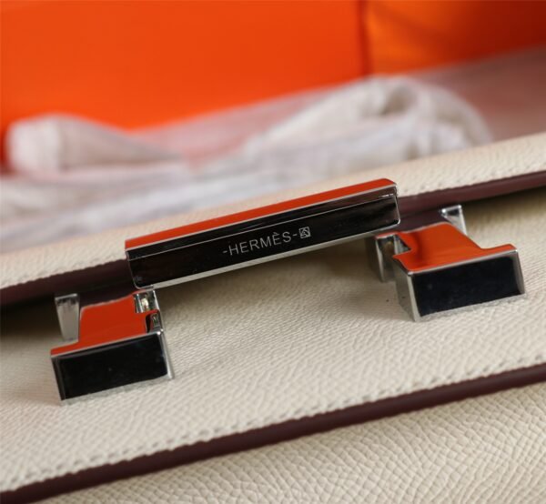 Gorgeous and stylish designer classic style shoulder bag - Image 116