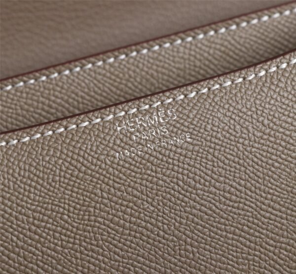 Gorgeous and stylish designer classic style shoulder bag - Image 180