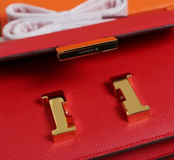 Gorgeous and stylish designer classic style shoulder bag - Image 197