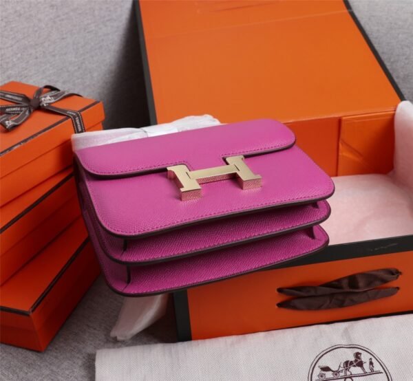 Gorgeous and stylish designer classic style shoulder bag - Image 201