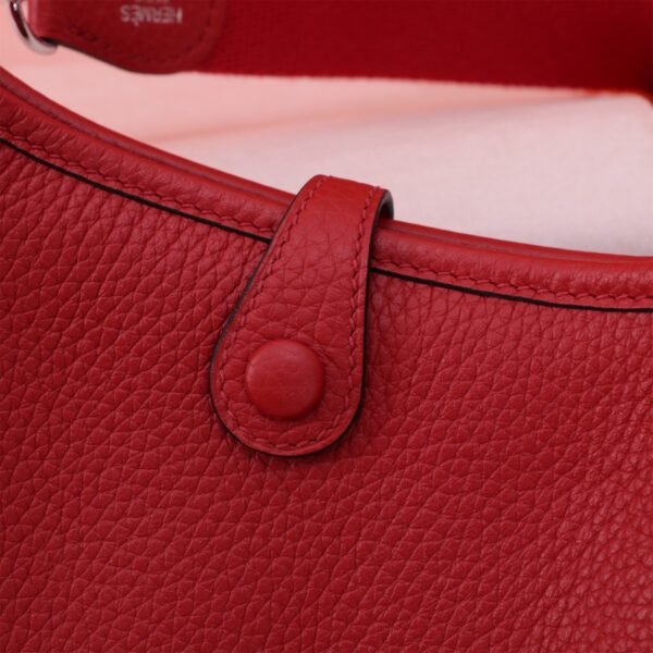 Fashionable designer gorgeous shoulder bag - Image 5