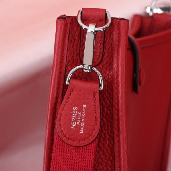 Fashionable designer gorgeous shoulder bag - Image 7