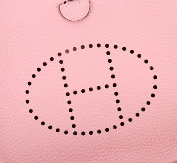 Fashionable designer gorgeous shoulder bag - Image 50