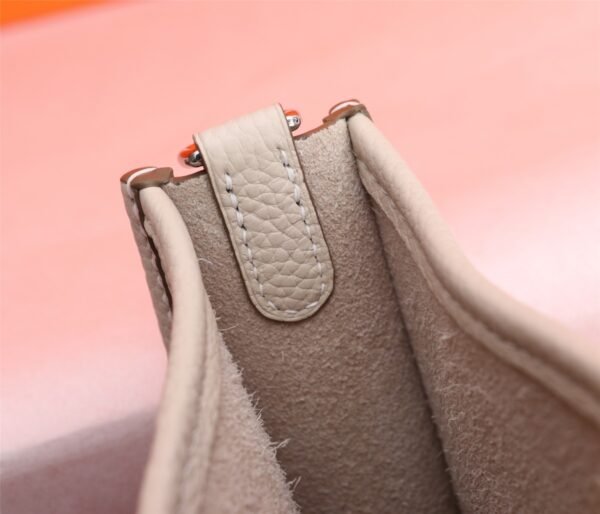 Fashionable designer gorgeous shoulder bag - Image 100